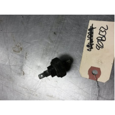 90B132 Engine Oil Pressure Sensor From 2005 Subaru Impreza  2.5
